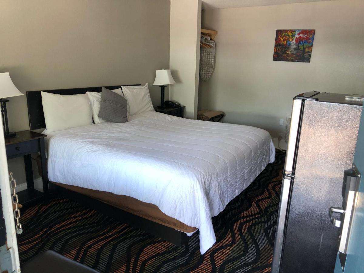 Country Town N' Suites Gatlinburg Zewnętrze zdjęcie