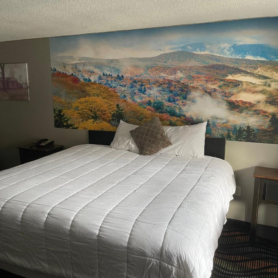 Country Town N' Suites Gatlinburg Zewnętrze zdjęcie