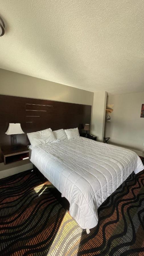 Country Town N' Suites Gatlinburg Zewnętrze zdjęcie