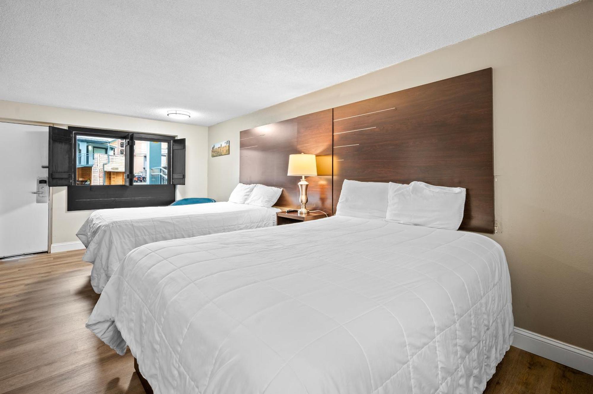 Country Town N' Suites Gatlinburg Zewnętrze zdjęcie