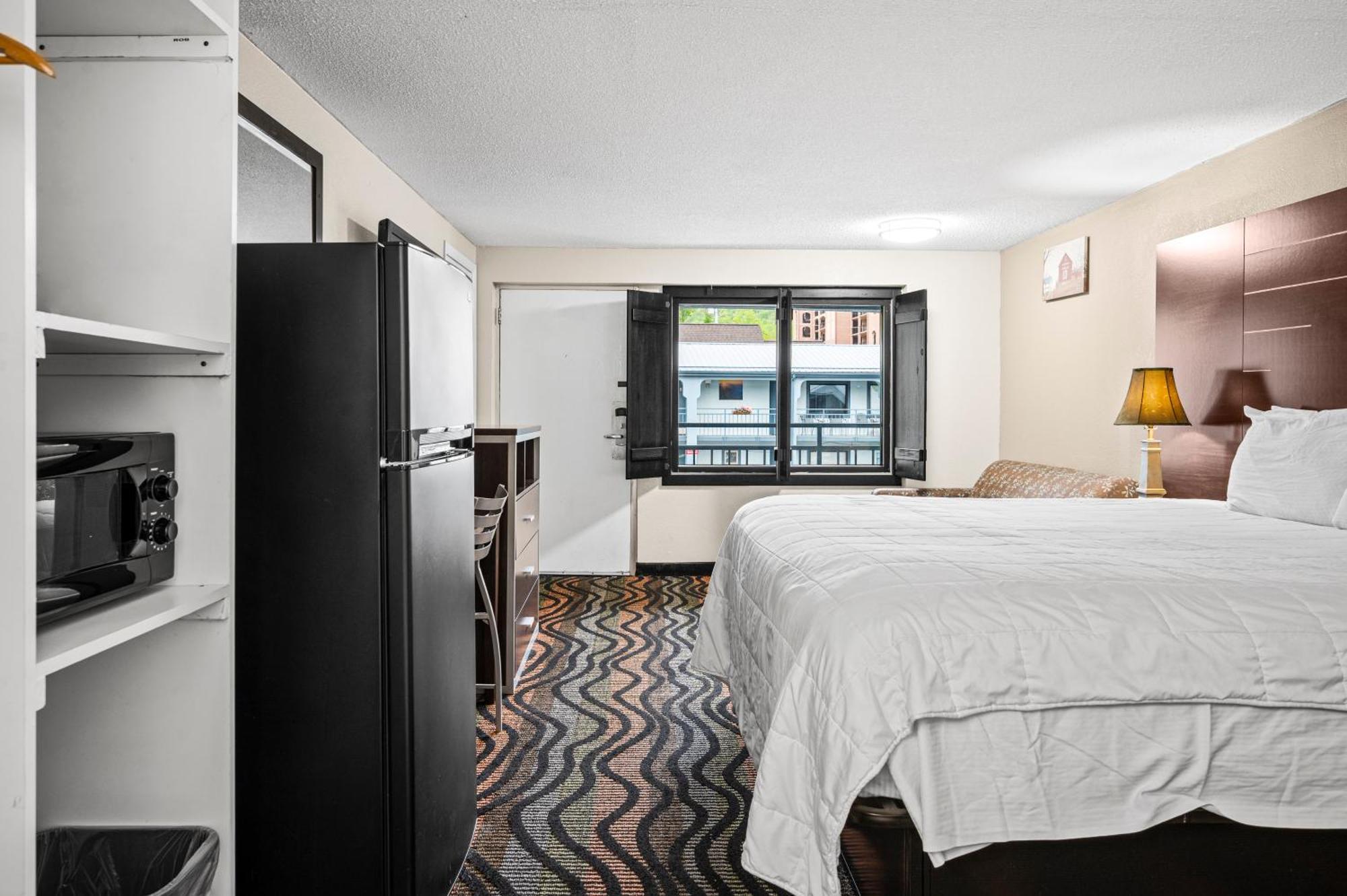 Country Town N' Suites Gatlinburg Zewnętrze zdjęcie